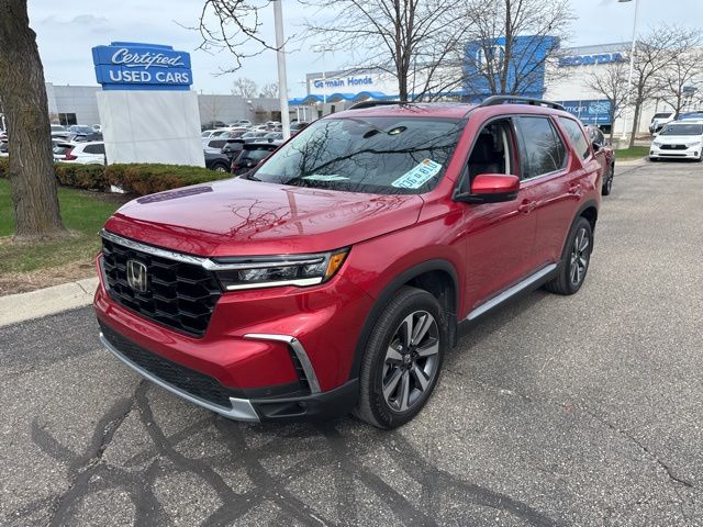 Radiant Red Metallic II 2025 Honda Pilot SUV / Crossover All-Wheel Drive Automatic