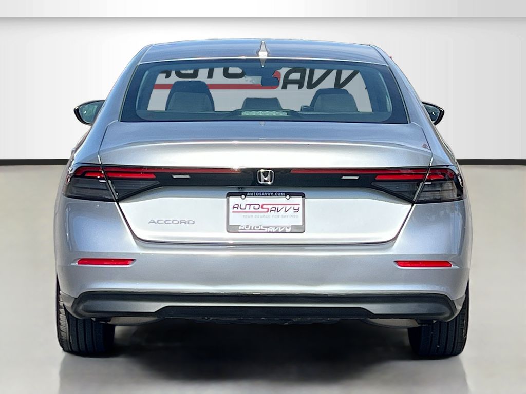 Used 2024 Silver Honda EX image 6