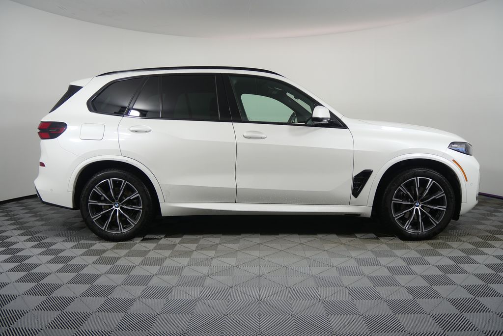 Thumbnail: 2025 BMW X5 - 2