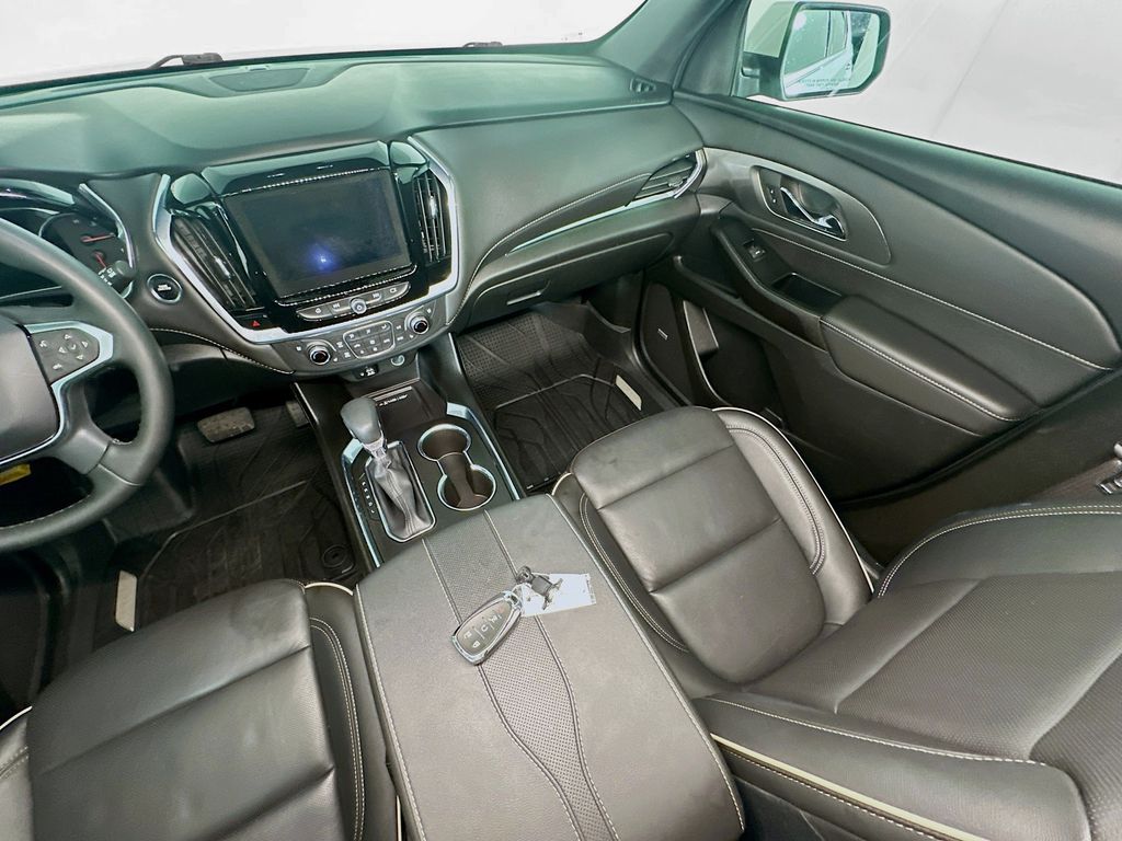 Used 2023 White Chevrolet Premier image 11