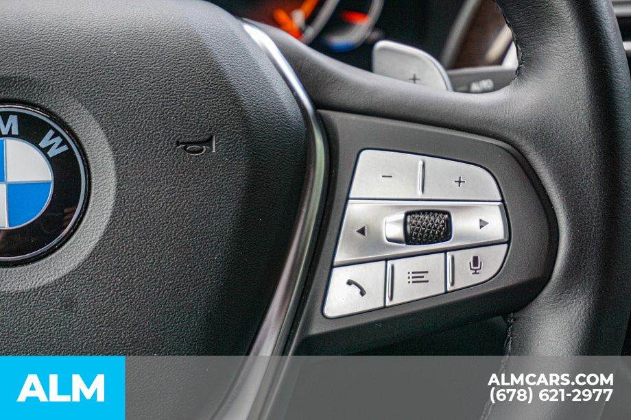 Used 2025 White BMW xDrive30i image 30