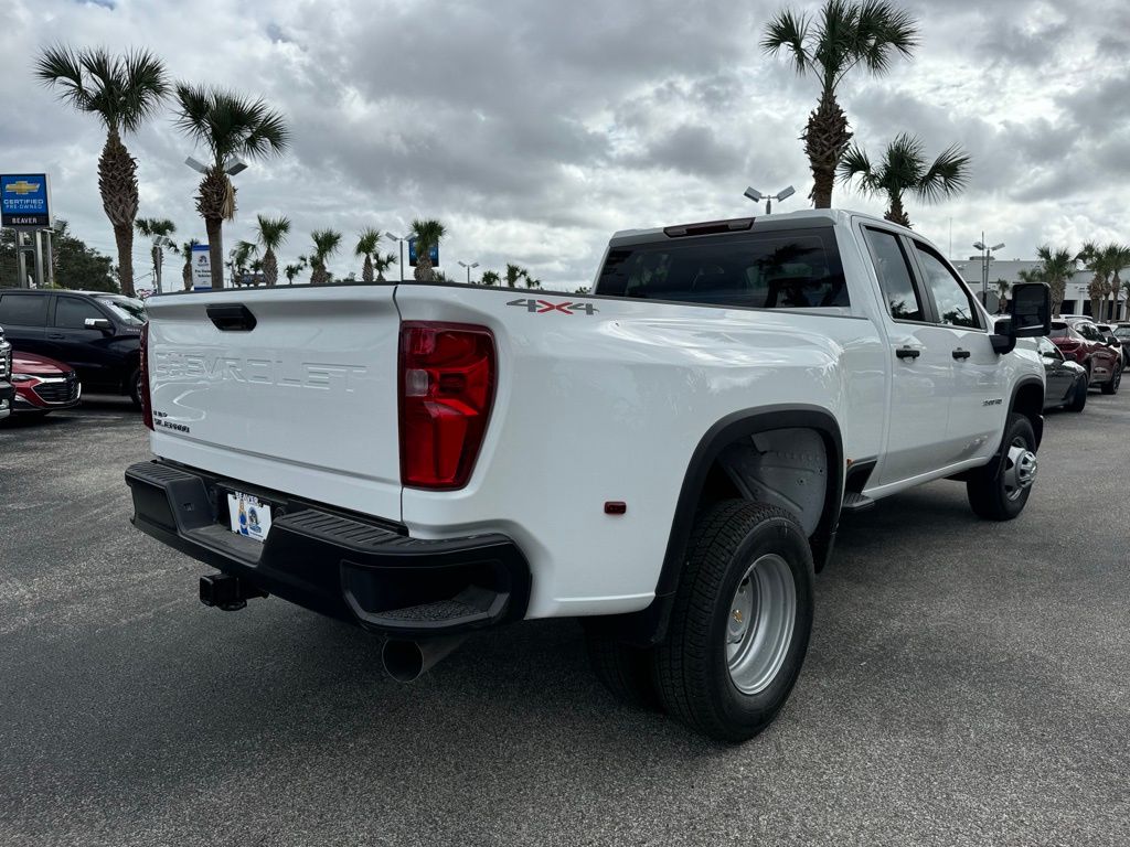 2025 Chevrolet Silverado 3500HD Work Truck 8