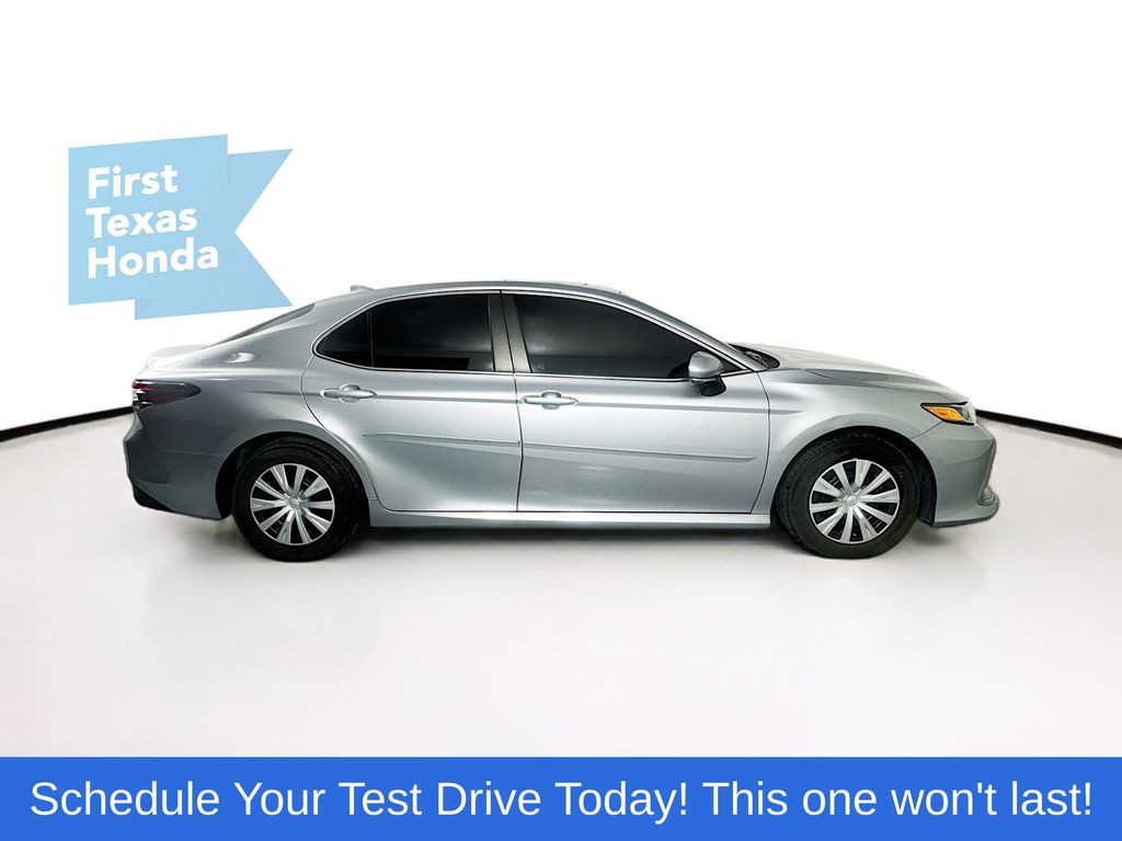 Used Car 2022 Toyota Camry Hybrid  Le For Sale Under $25,000 In Austin, Texas