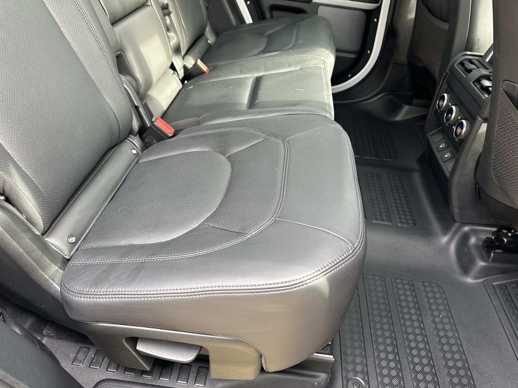 Thumbnail: 2024 Land Rover Defender - 26