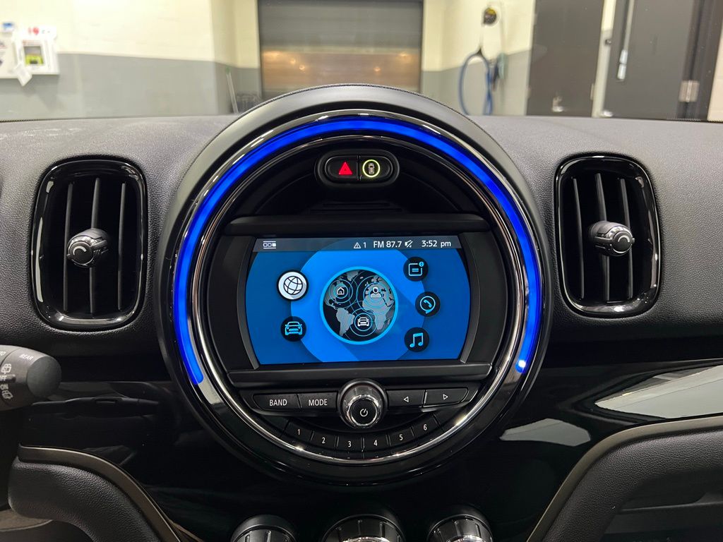 2019 MINI Cooper Countryman Signature 17