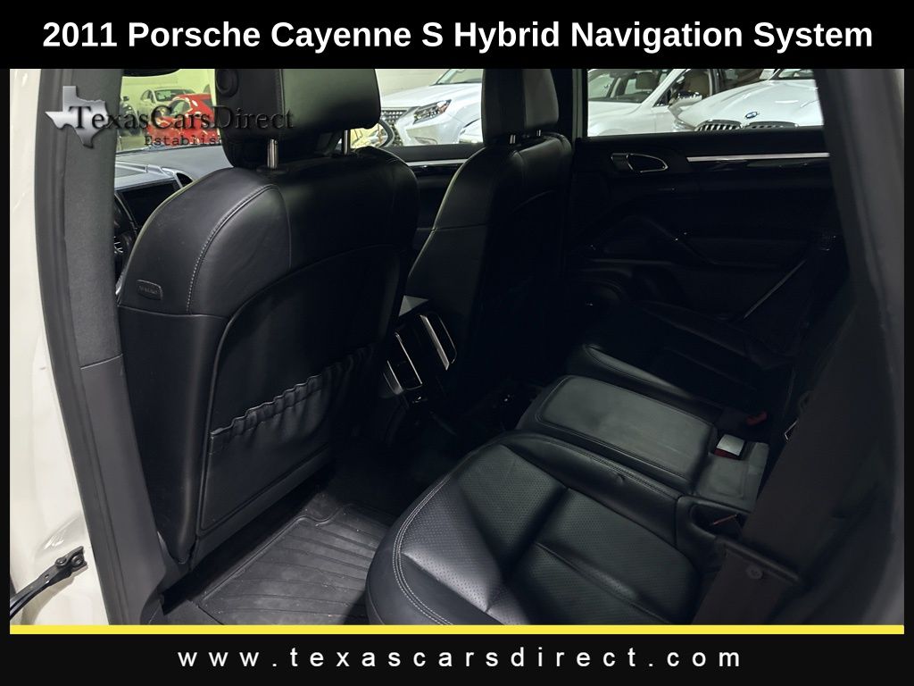 2011 Porsche Cayenne S Hybrid 11