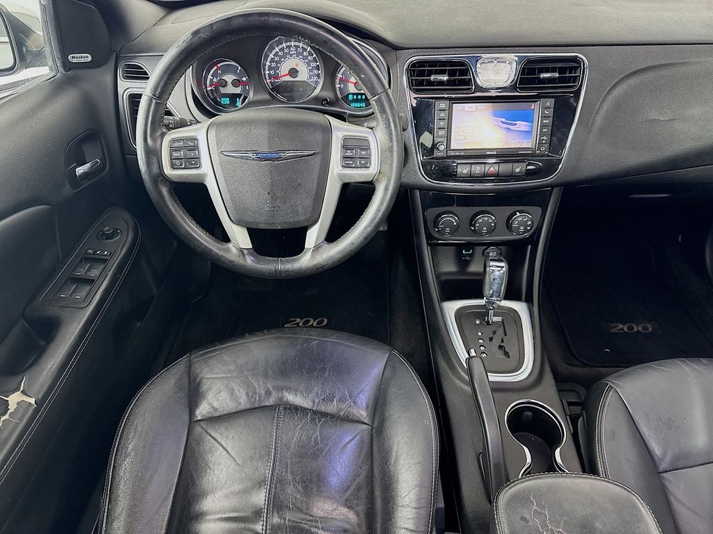 Used Car 2013 Chrysler 200  Limited For Sale Under $10,000 In Austin, Texas