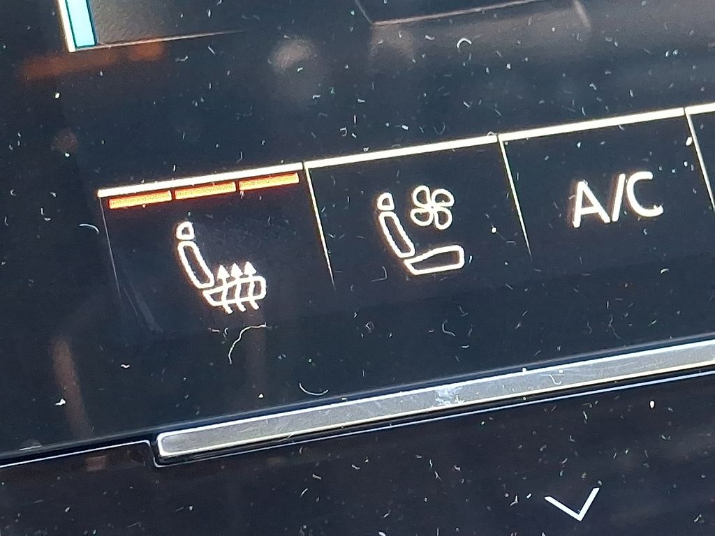 Thumbnail: 2026 Audi Q7 - 18