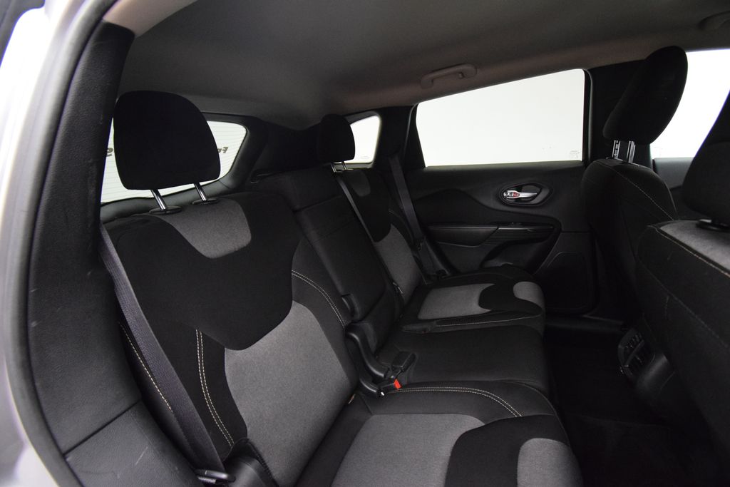 used 2016 Jeep Cherokee car, priced at $8,000