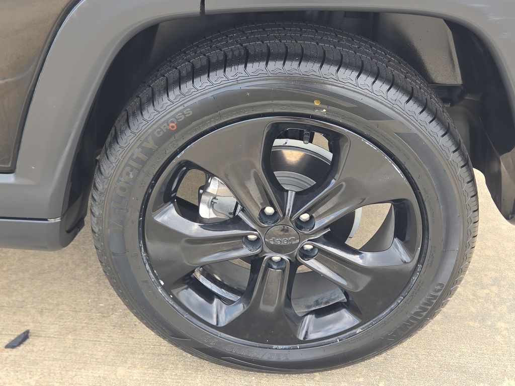 2018 Jeep Compass Latitude Black at Bravo Nissan