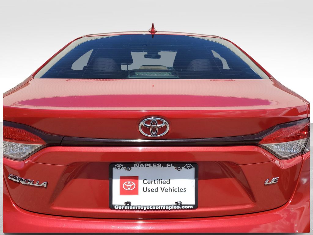 2021 Toyota Corolla LE photo 13