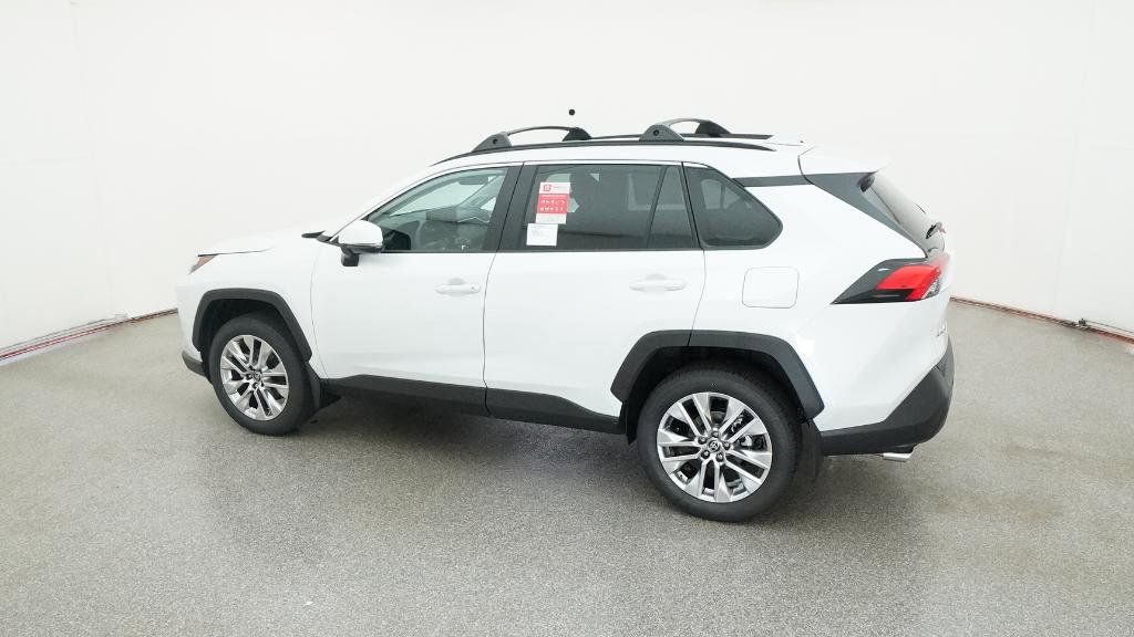 Thumbnail: 2025 Toyota RAV4 - 23
