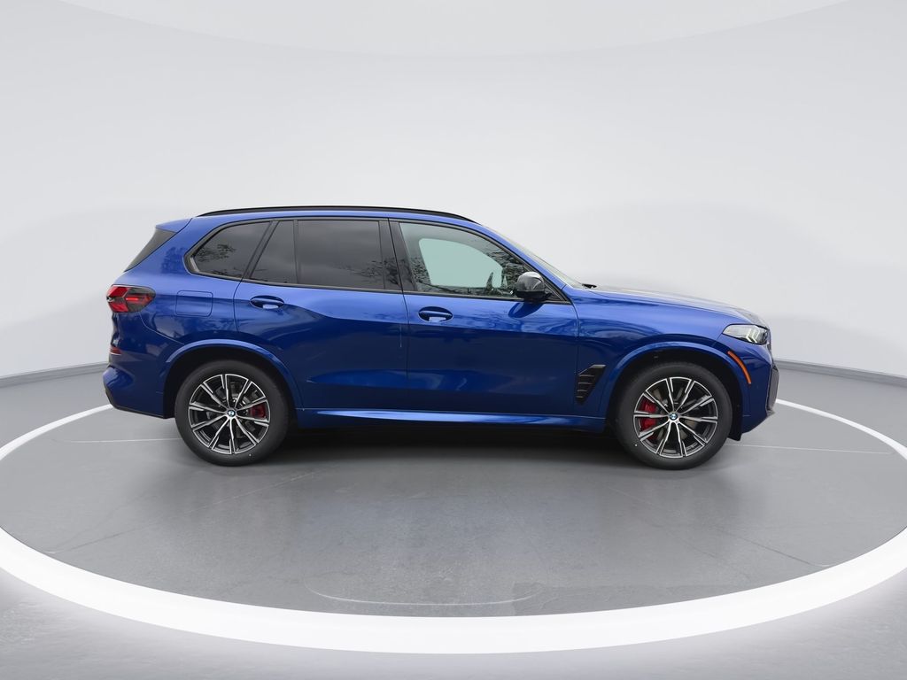 2025 BMW X5 M60i 9