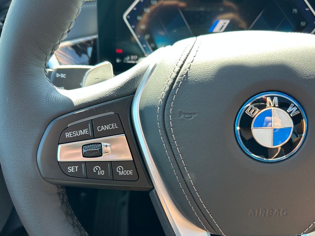 Thumbnail: 2026 BMW X5 - 19