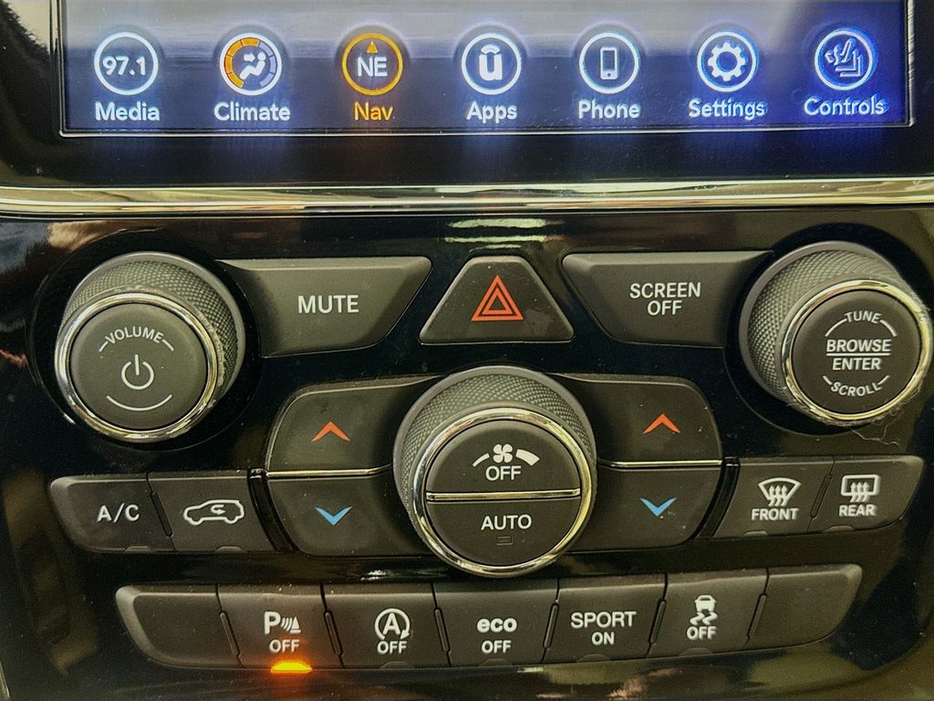 Used Car 2020 Jeep Grand Cherokee  Limited For Sale Under $20,000 In Austin, Texas