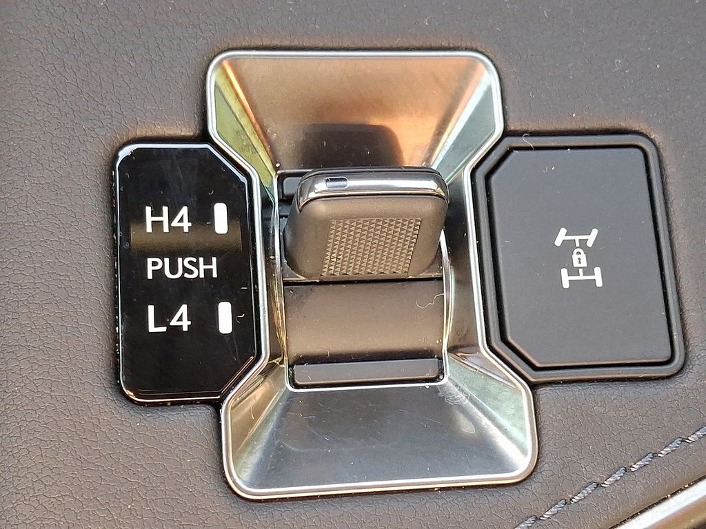 Thumbnail: 2024 Lexus GX - 24