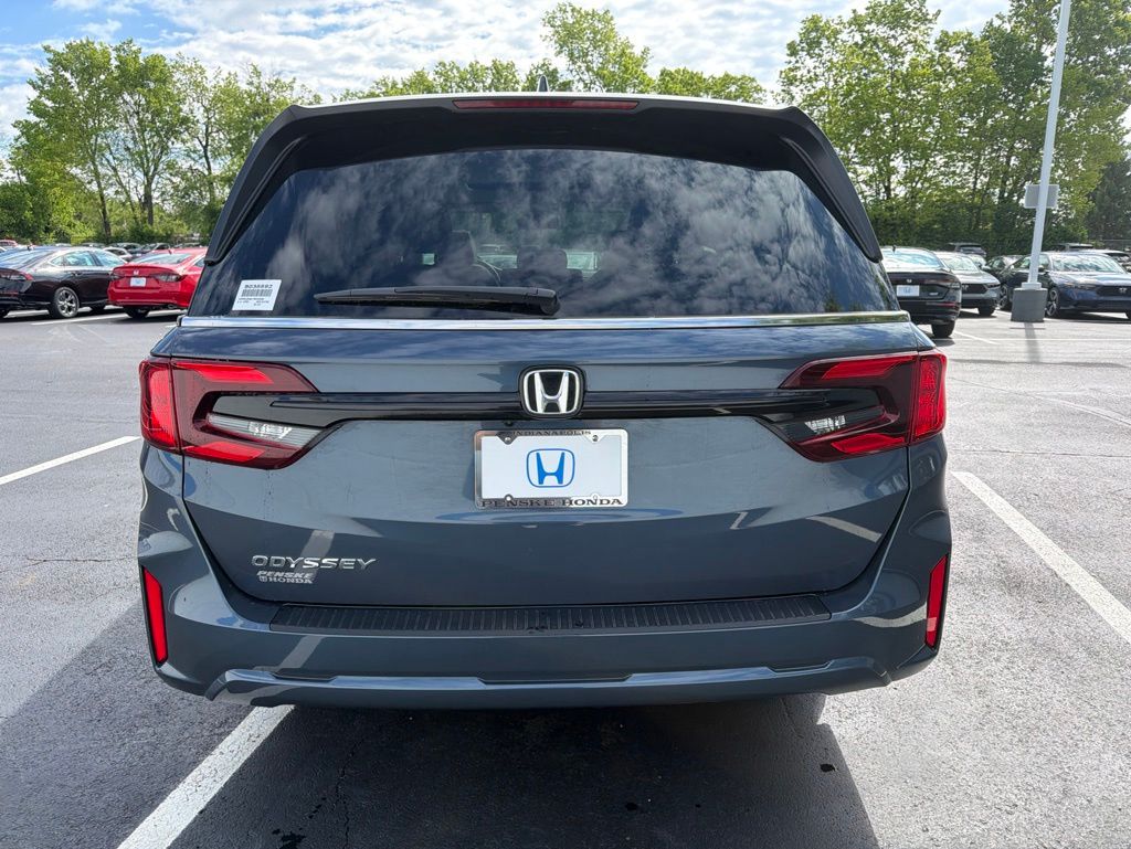 Thumbnail: 2026 Honda Odyssey - 4