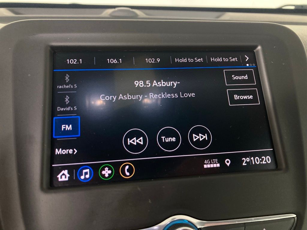 Used 2020 Gray Chevrolet LS image 3