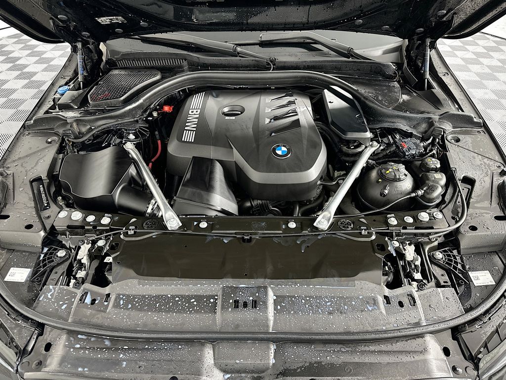 Thumbnail: 2025 BMW 5 Series - 31