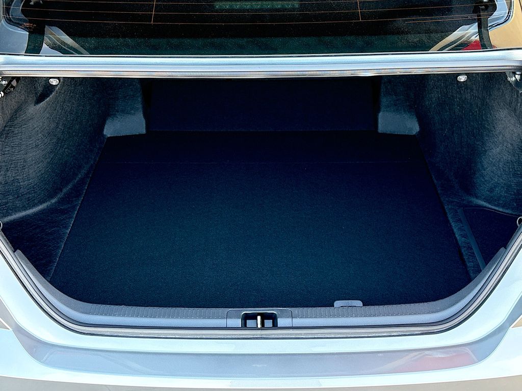 Thumbnail: 2026 Toyota Camry - 27