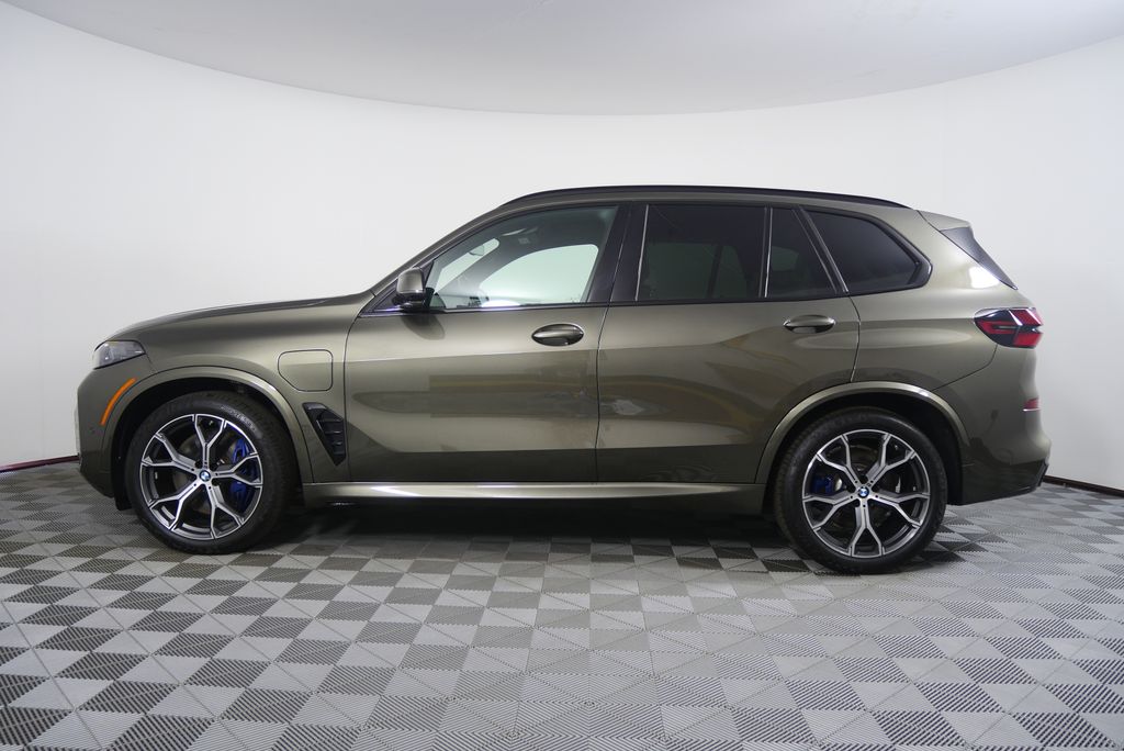 Thumbnail: 2026 BMW X5 - 6
