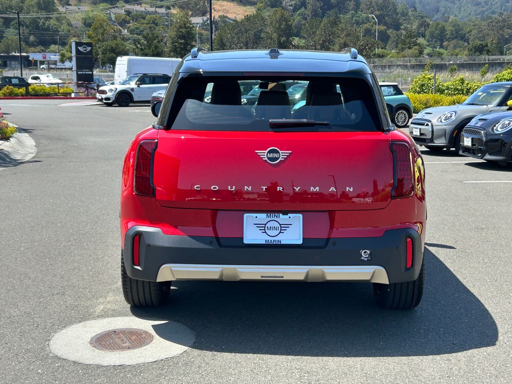2025 MINI Cooper Countryman Signature 4