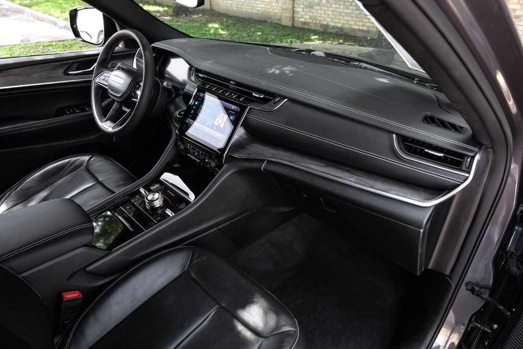 used 2023 Jeep Grand Cherokee L car, priced at $37,312