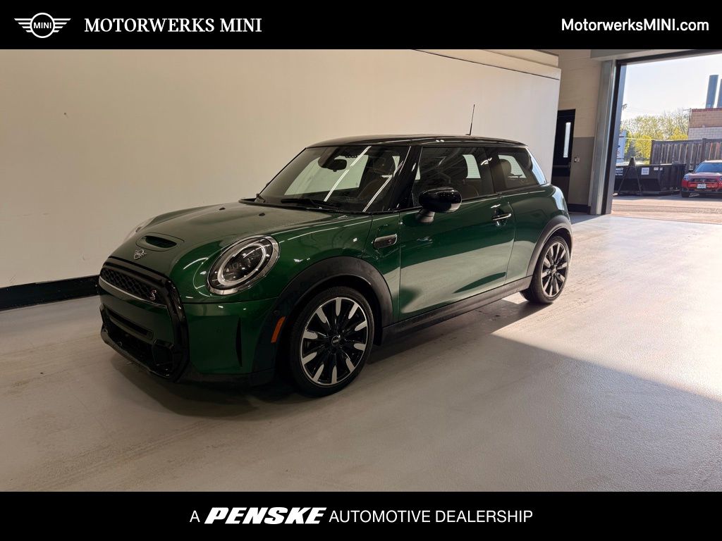2023 MINI Cooper Base -
                Golden Valley, MN