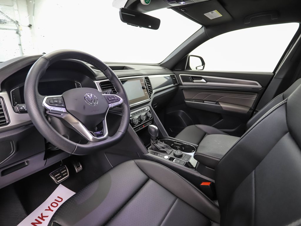 Thumbnail: 2023 Volkswagen Atlas - 10