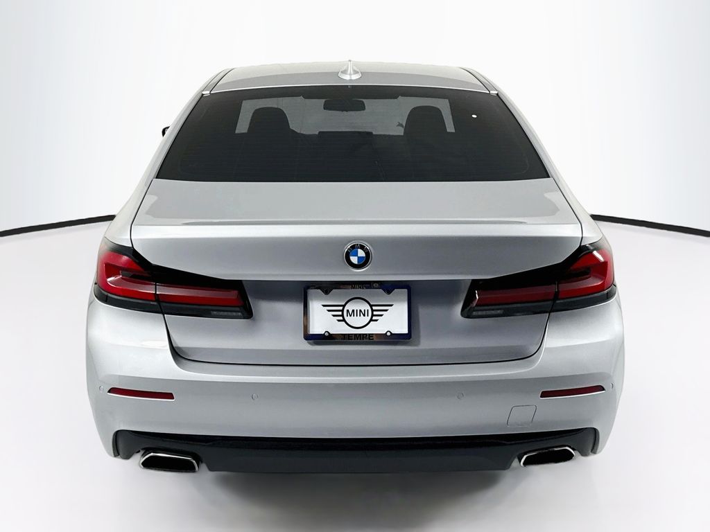 Thumbnail: 2021 BMW 5 Series - 6