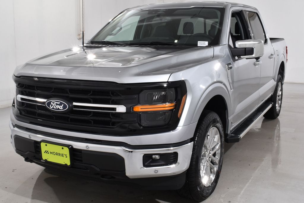New 2026 Silver Ford XLT image 2