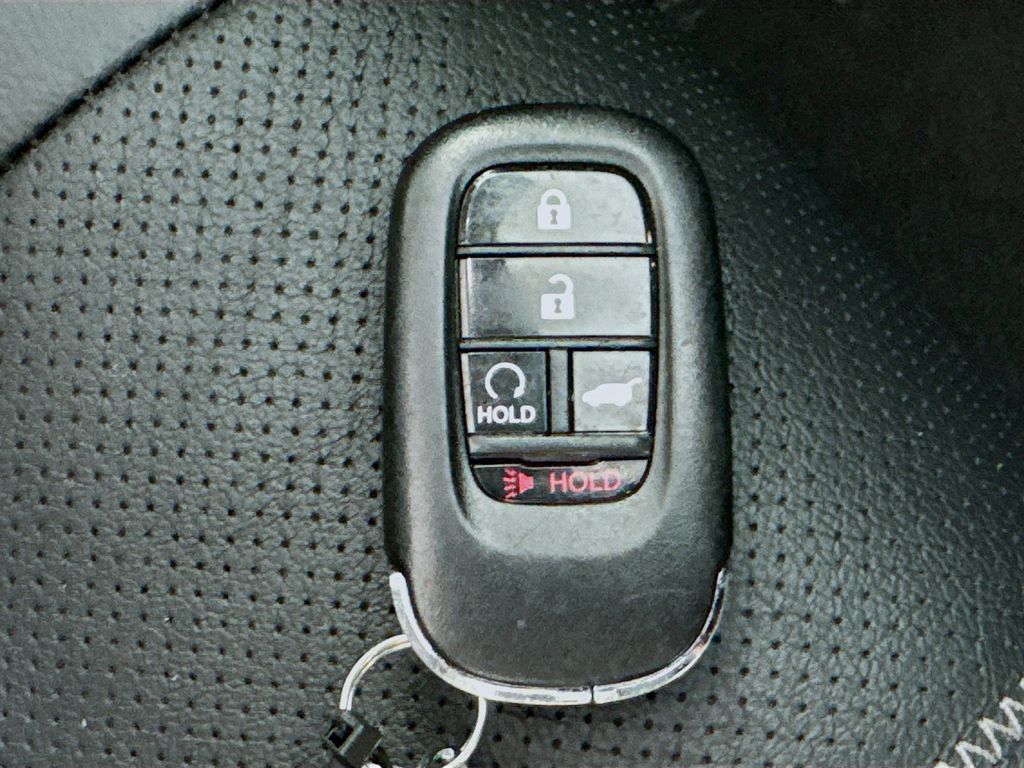 Used Car 2024 Honda Hr-v  Ex-l For Sale Under $30,000 In Austin, Texas