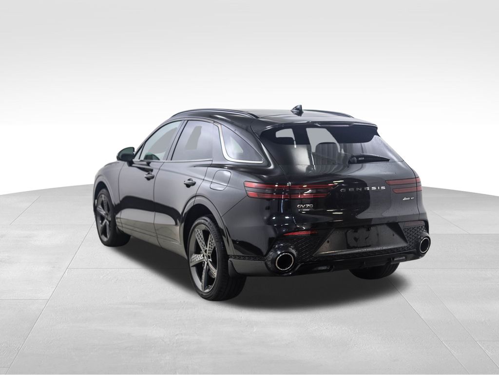 Thumbnail: 2022 Genesis GV70 - 3