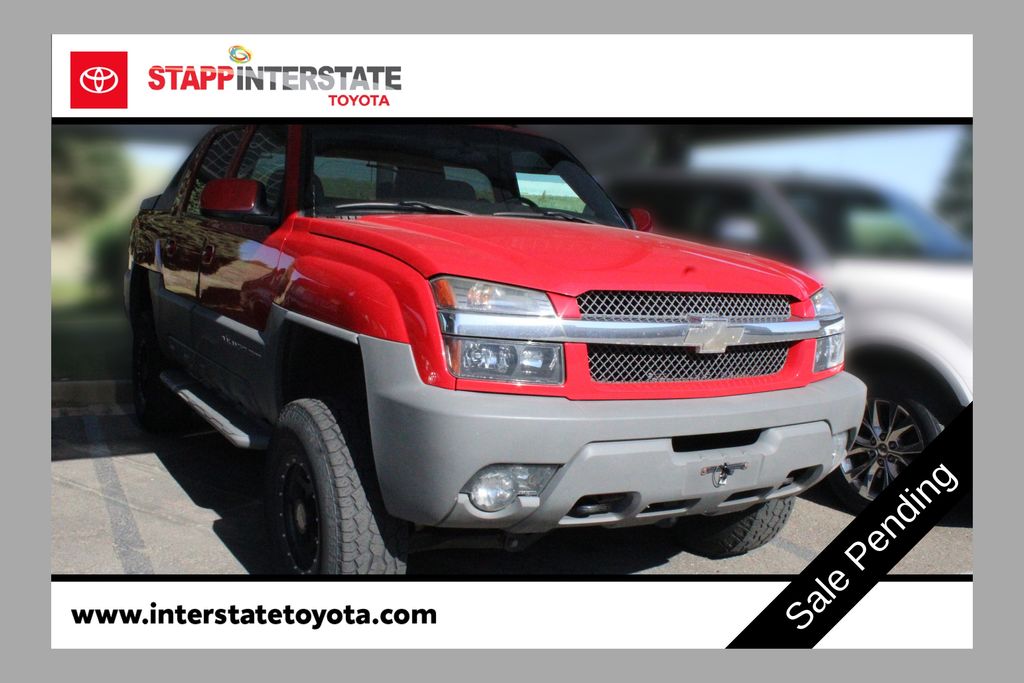 Victory Red 2002 Chevrolet Avalanche 2500 4WD Pickup Truck Four-Wheel Drive 4-Speed Automatic Overdrive