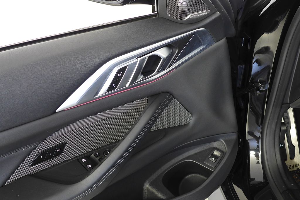 Thumbnail: 2024 BMW M4 - 12