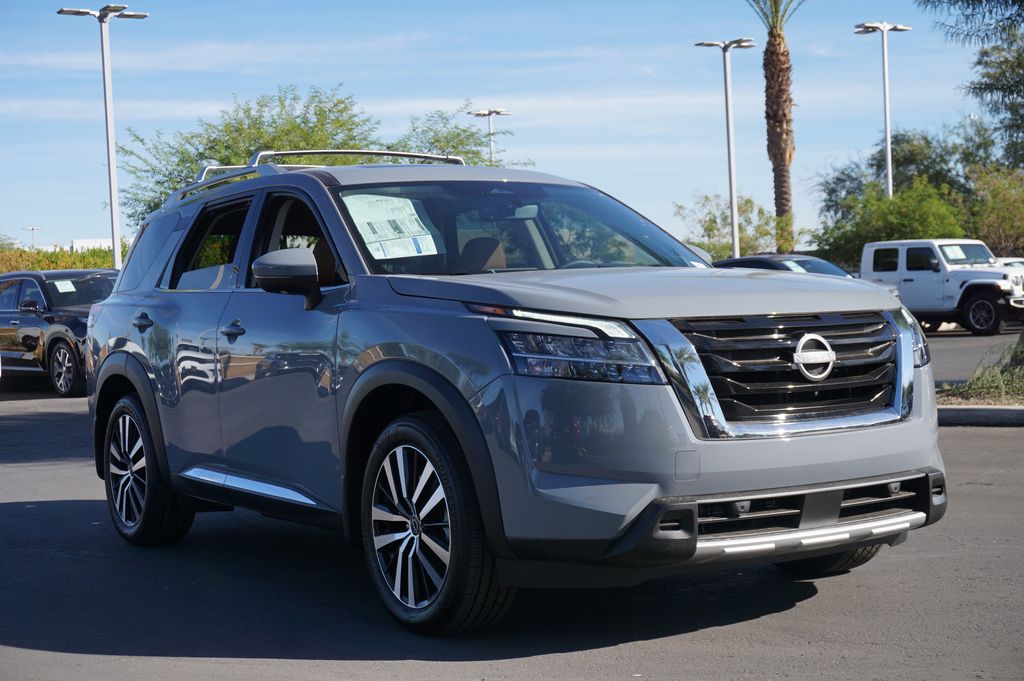 2024 Nissan Pathfinder Platinum 4