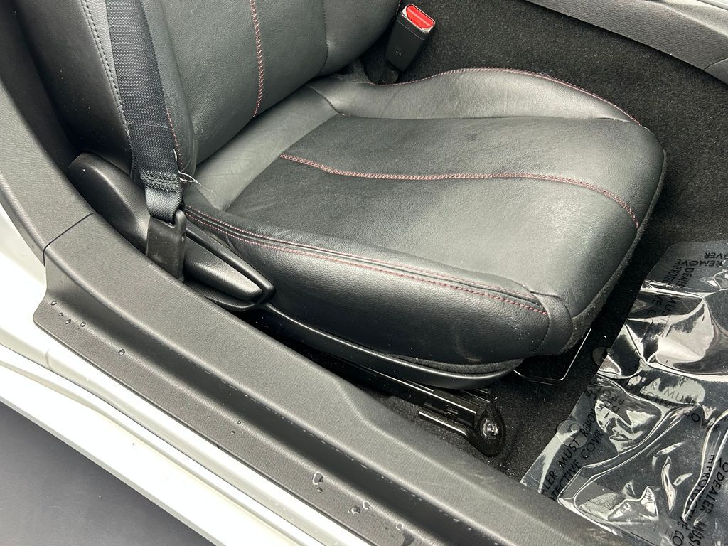 Used 2016 Ceramic Metallic Mazda Grand Touring image 39