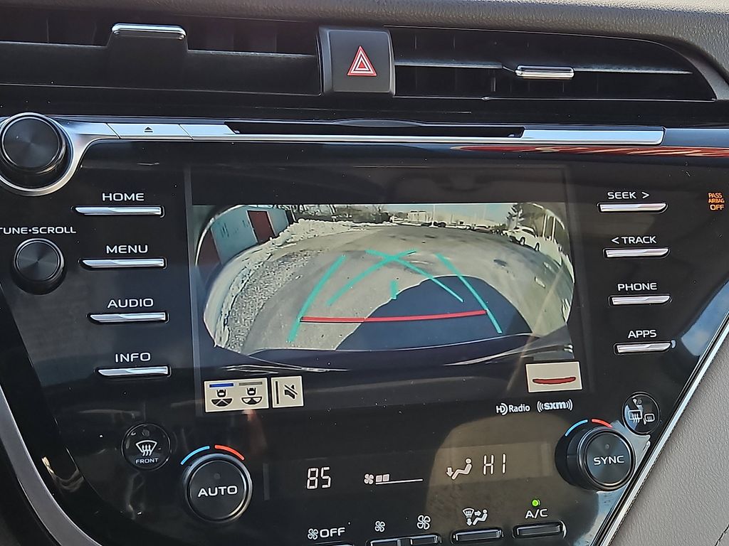 Thumbnail: 2018 Toyota Camry - 19