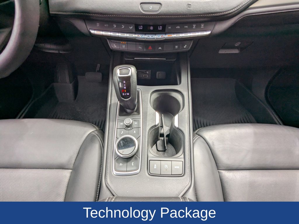 2019 Cadillac XT4 Premium Luxury