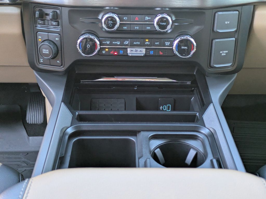 2026 Ford F-250 Super Duty Lariat - Photo 25
