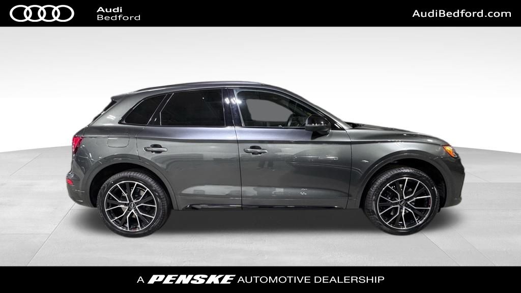 Thumbnail: 2023 Audi SQ5 - 7