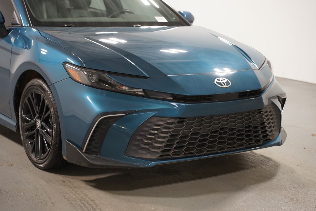 Thumbnail: 2025 Toyota Camry - 4