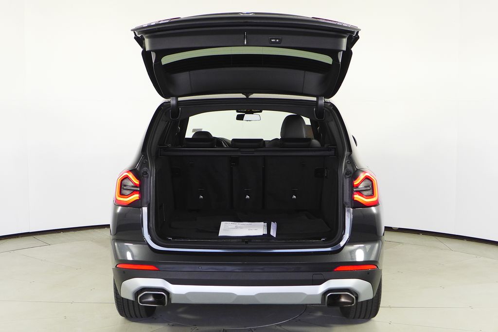 Thumbnail: 2023 BMW X3 - 10