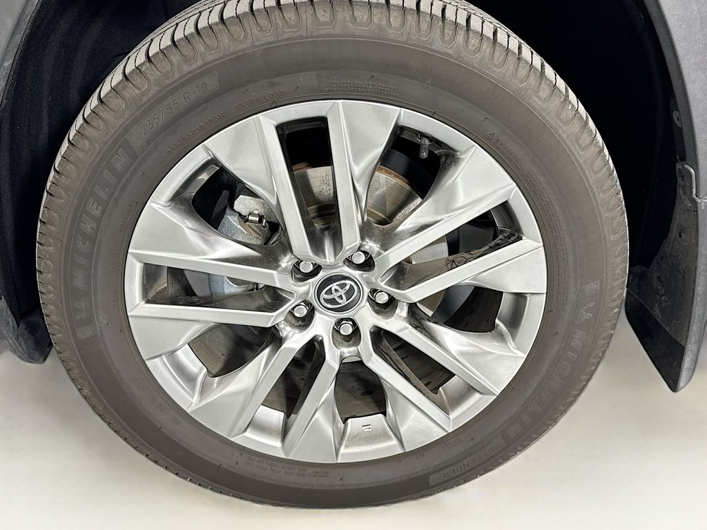 Used Car 2021 Toyota Rav4  Xle Premium For Sale Under $30,000 In Austin, Texas