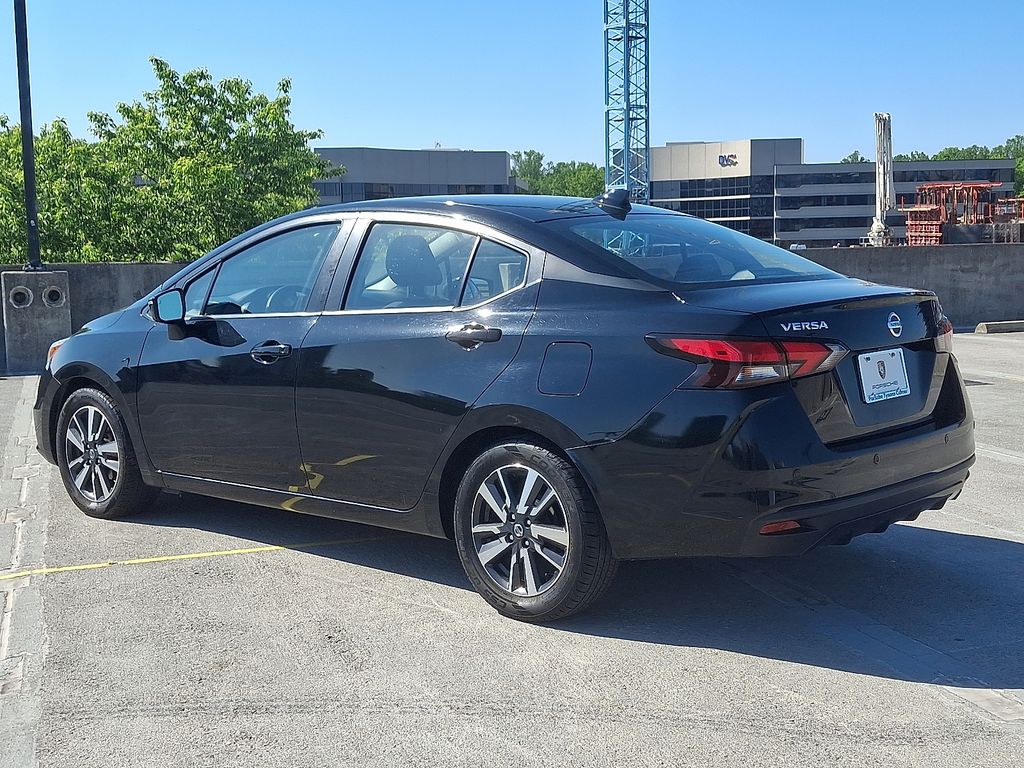 2020 Nissan Versa 1.6 SV 3