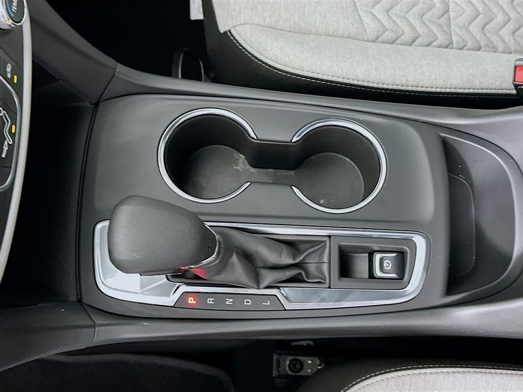 Thumbnail: 2024 Chevrolet Equinox - 16