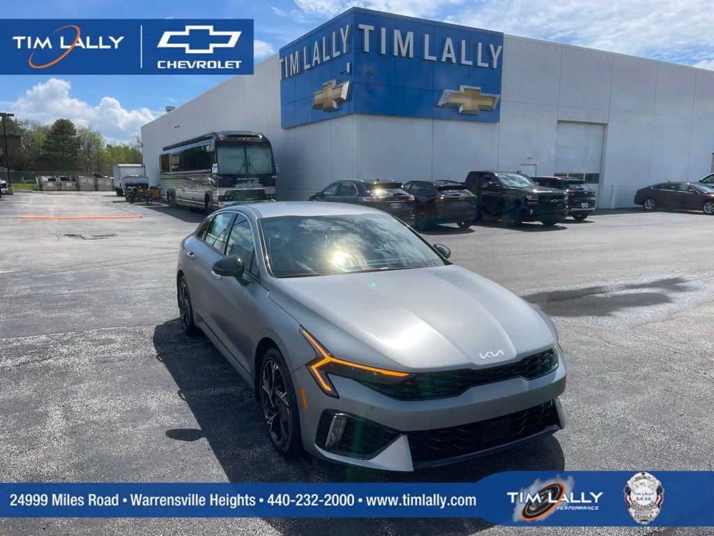 Steel Matte Gray 2025 Kia K5 Sedan Front-Wheel Drive 8-Speed Automatic