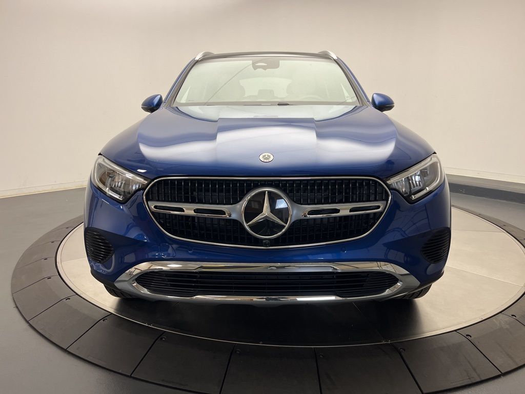 Thumbnail: 2026 Mercedes-Benz GLC - 2