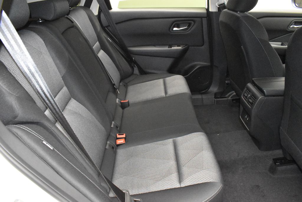 Thumbnail: 2026 Nissan Rogue - 29