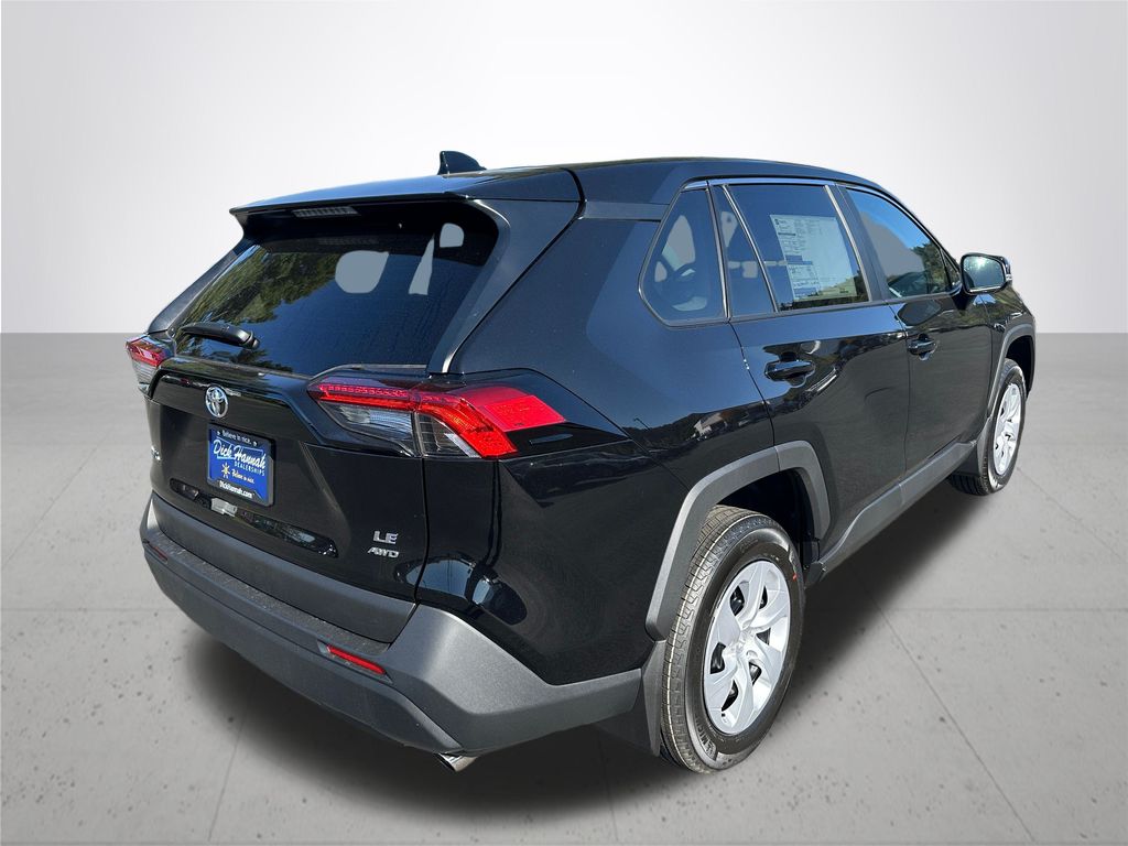 2025 Toyota RAV4 LE
